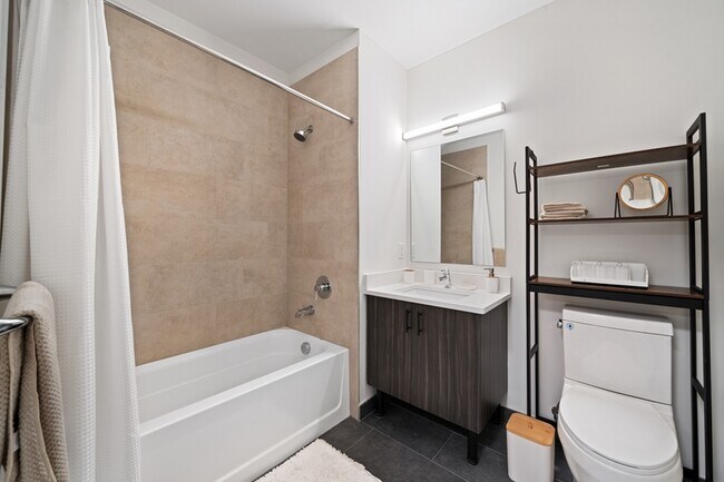 Building Photo - 416 Highland Ave