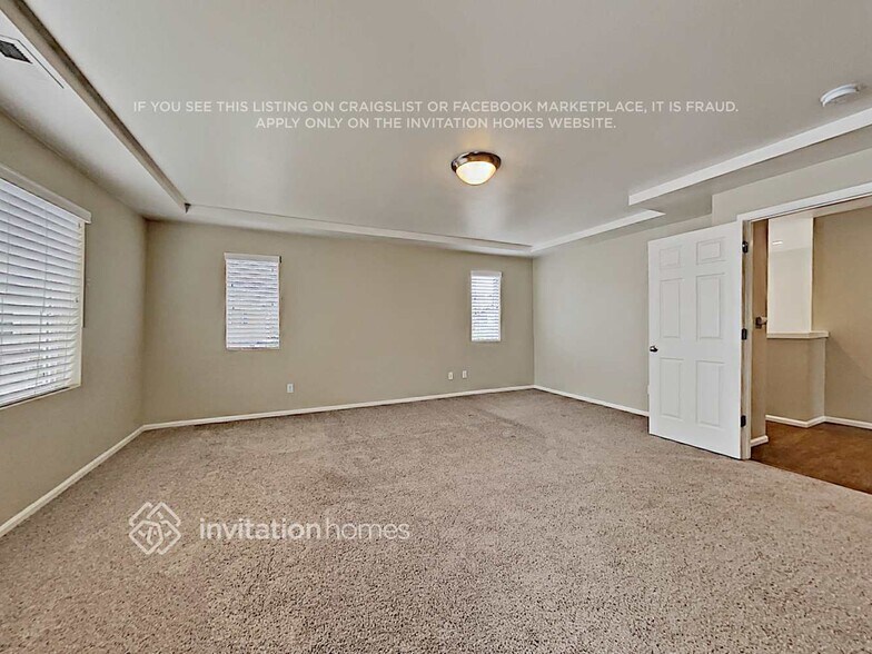 Building Photo - 6252 40th St Ct E