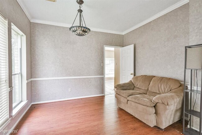 Building Photo - 4 br, 2 bath House - 1108 Woodchase Drive