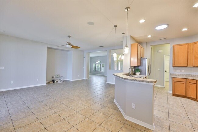 Building Photo - 813 Seminole Sky Dr