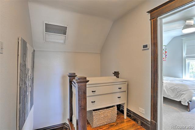 Building Photo - 4315 Bryant St