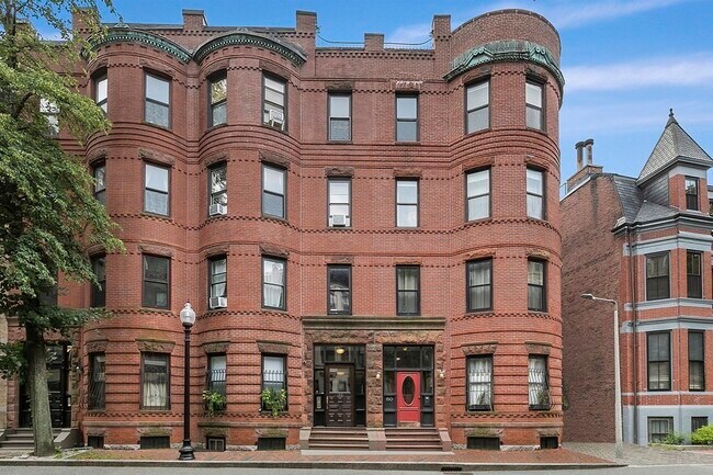 Building Photo - 150 Worcester St