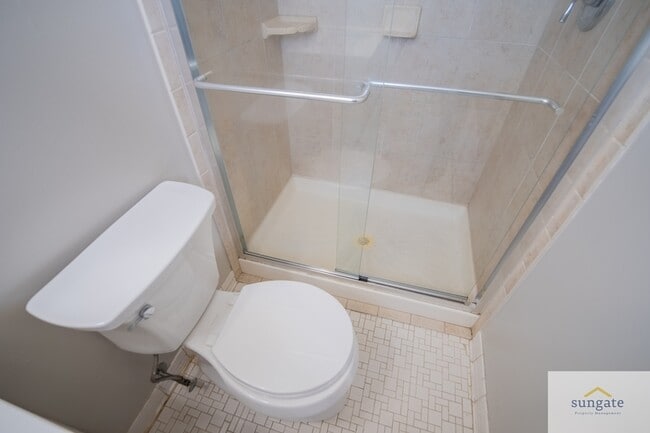 Building Photo - 7411 Kathydale Rd