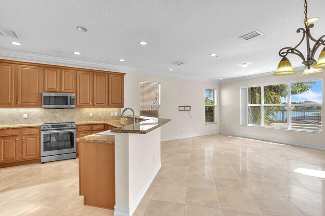 Building Photo - 11590 Rock Lake Terrace