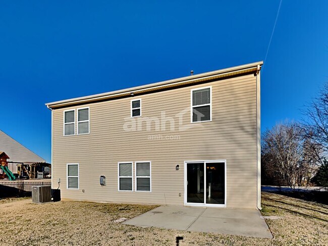 Building Photo - 4946 Astonshire Ln