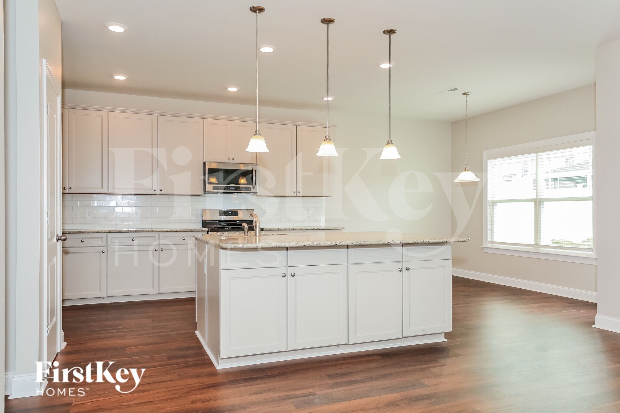 Building Photo - 121 Wintergreen Ct