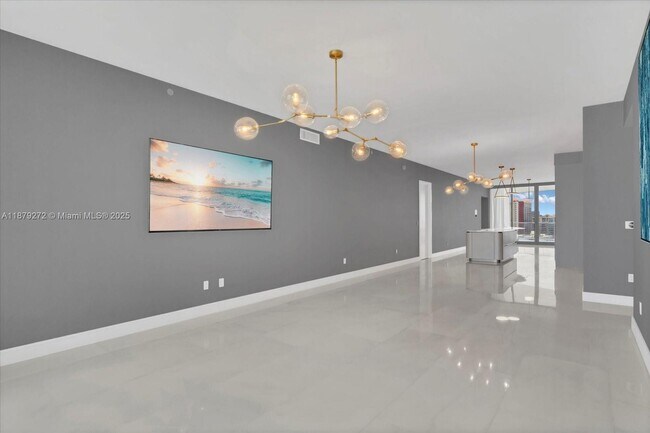 Building Photo - 16901 Collins Ave