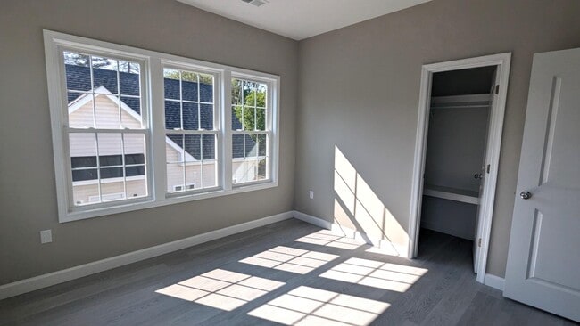 Building Photo - 2253 Papermill Rd