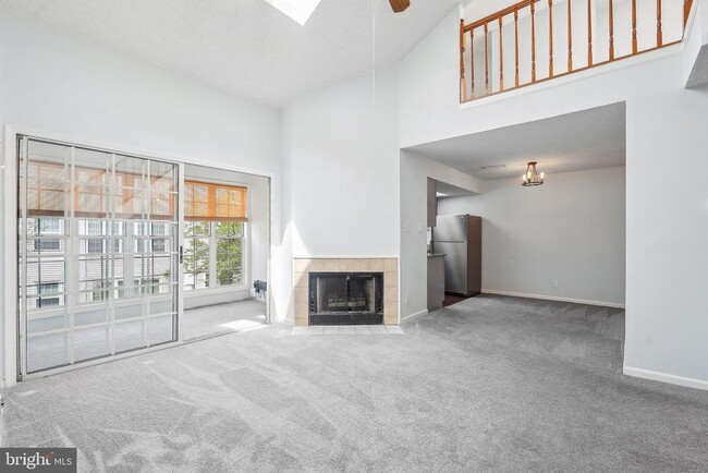Building Photo - 12108 Green Leaf Ct