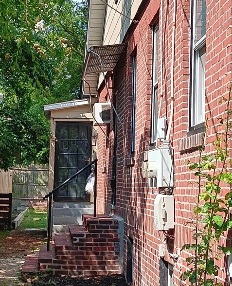 Building Photo - 238 Penn Blvd