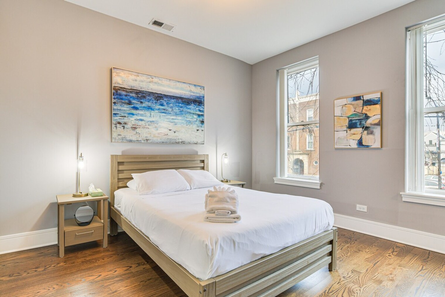 Building Photo - 2148 W Chicago Ave