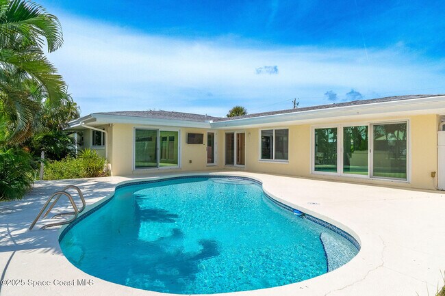 Building Photo - 458 Sandpiper Dr