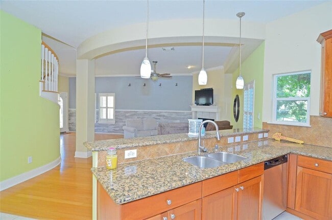 Building Photo - 131 Starboard Dr