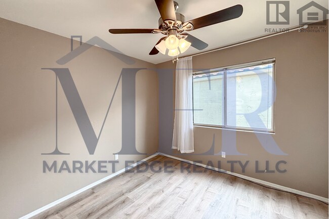Building Photo - 3Bed/3Bath Home at Cave Creek/Greenway Rd!...