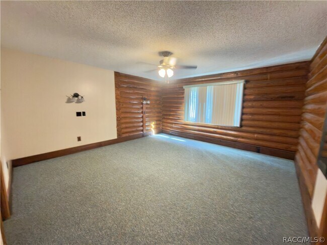 Building Photo - 6128 N Bayfront Dr