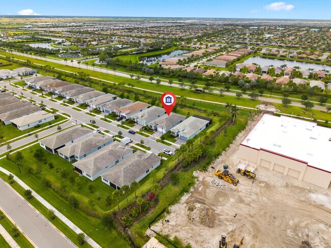 Building Photo - 11724 SW Aquila Wy