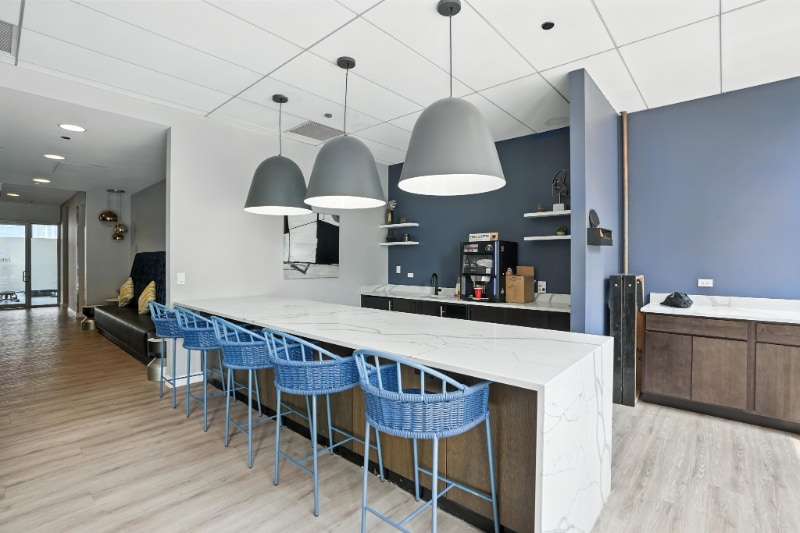 Building Photo - 356 E Wacker Dr