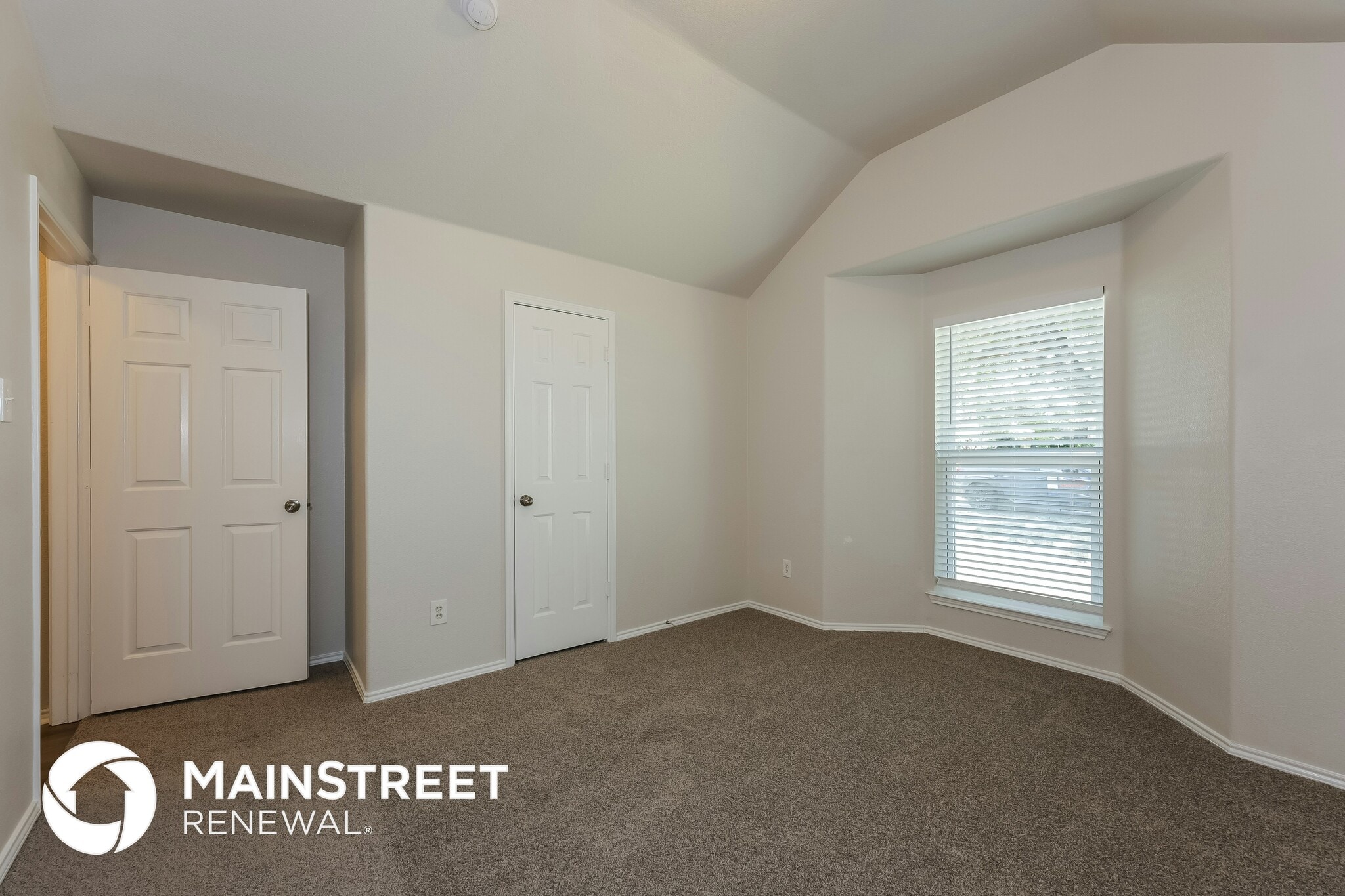 Building Photo - 3712 Verde Dr