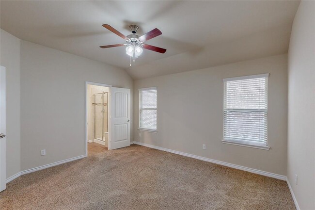 Building Photo - 2917 Colorado Dr