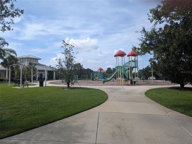 Building Photo - 12635 Sagewood Dr