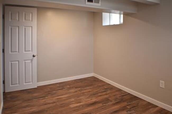 Building Photo - Beautiful 4 bed/2 bath available after 7/1...