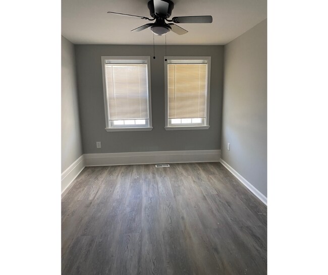 Building Photo - 1212 Sherwood Ave