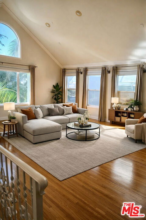 Building Photo - 825 12th St