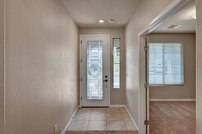 Building Photo - 6626 Tangled Vines Ave