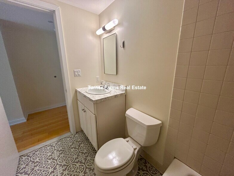 Building Photo - 38 Boylston St
