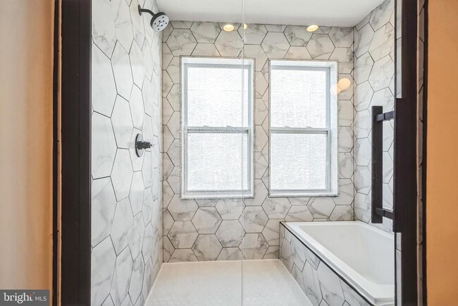 Building Photo - 840 Leland St