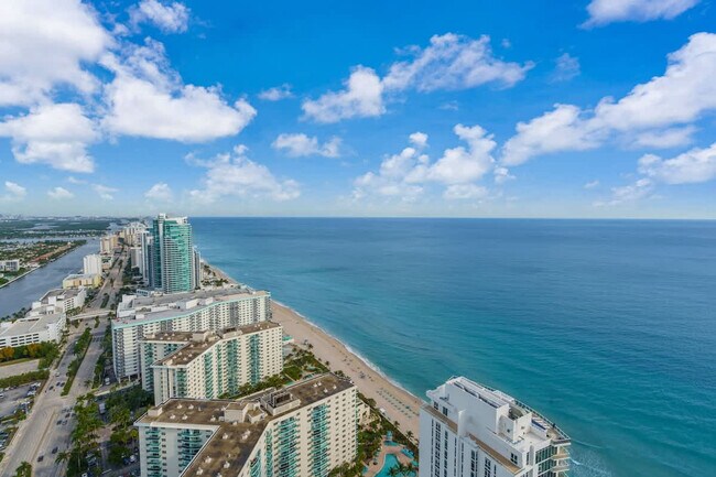 Building Photo - 4111 S Ocean Dr