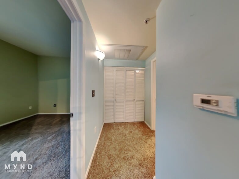 Building Photo - 4200 E Commerce Way