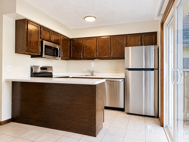 Building Photo - 7401 Ames Cir