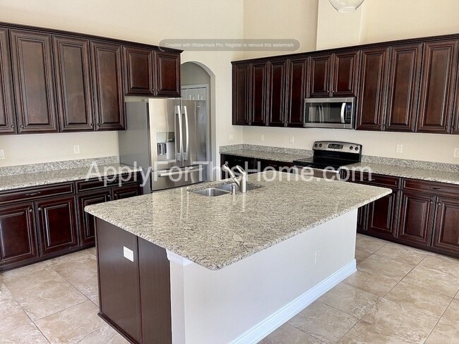 Building Photo - Single Family Dream Home in Gated Community