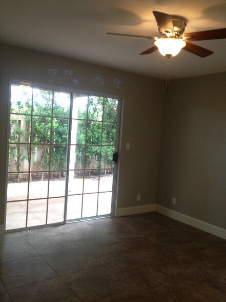 Building Photo - 140 Uwapo Rd