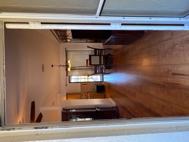 Building Photo - 5344 Elwood Rd