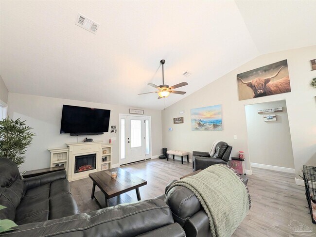 Building Photo - 6837 Sage Brush Ln