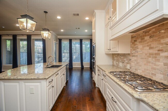 Building Photo - 64 Daffodil Meadow Pl