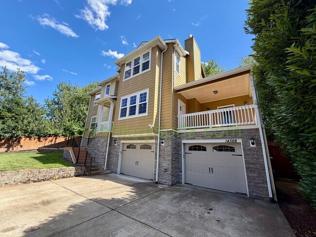 Building Photo - Gorgeous House in Upscale Neighborhood in Tigard, 5 Bedrooms plus Den/Office, 3.5 Bathrooms, Larg...