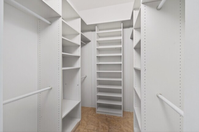 Building Photo - 3162 Via Poinciana