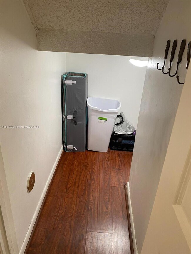 Building Photo - 3451 NW 47th Ave