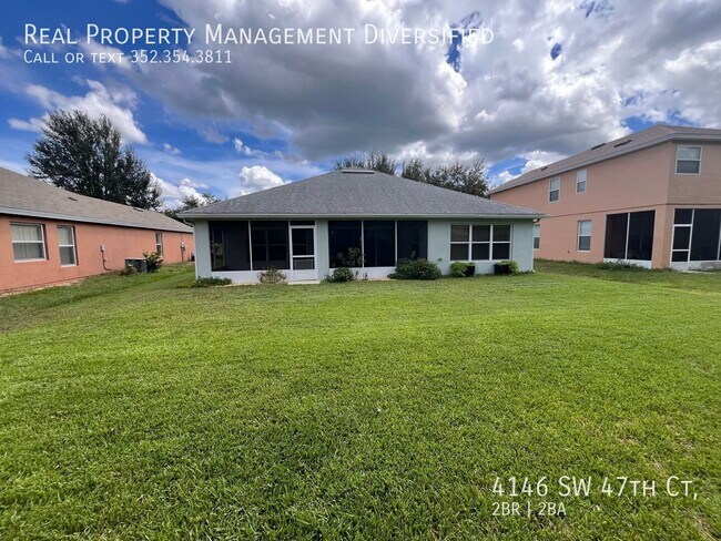 Building Photo - 4146 SW 47th Ct