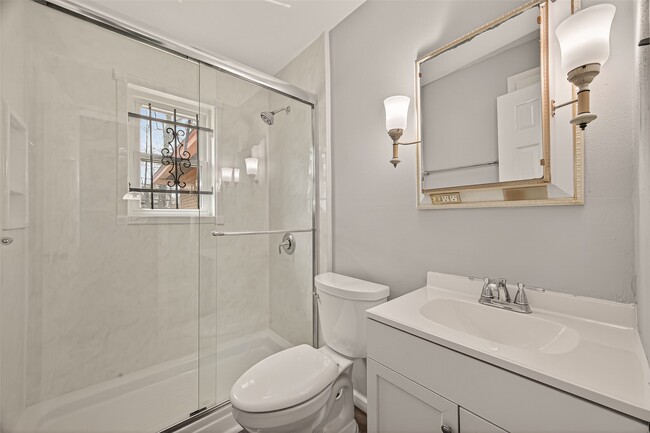 Building Photo - 2619 Homer St