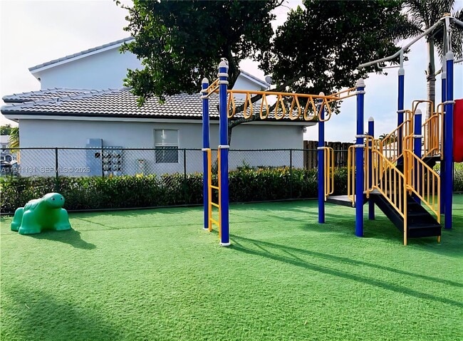 Building Photo - 14273 SW 121st Pl