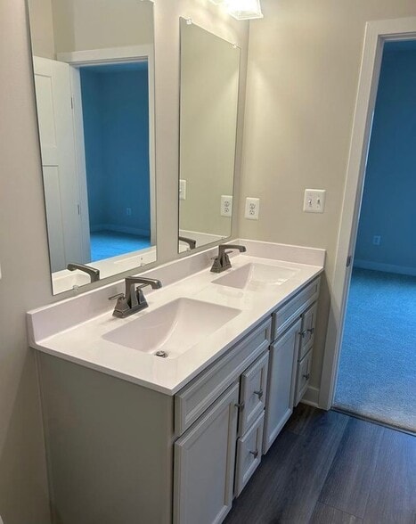 Building Photo - 168 Bethlehem Pl