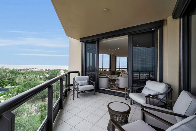 Building Photo - 1281 Gulf of Mexico Dr