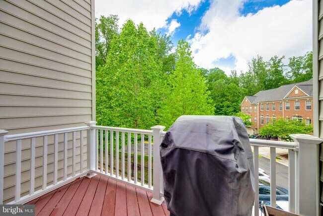 Building Photo - 8366 Derwent Valley Ct