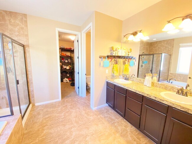 Building Photo - 6106 Wolf Village Dr