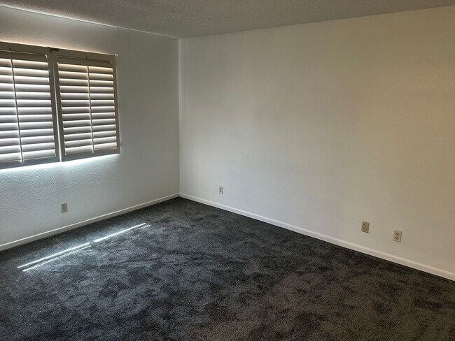 Building Photo - 7703 Salishan Dr