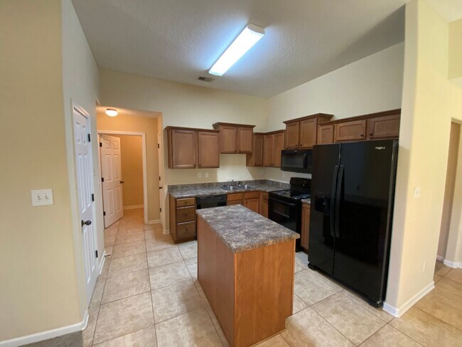 Building Photo - Gated Community - 3 Bedroom 2 Bathroom Cordova Rental Home